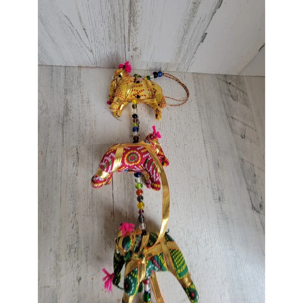 Rastogi‎ Indian elephant colorful string chain plush vintage home decor unique